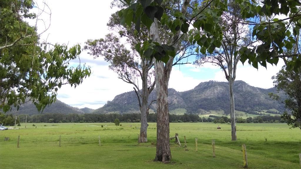 Gloucester Country Lodge Motel Buitenkant foto