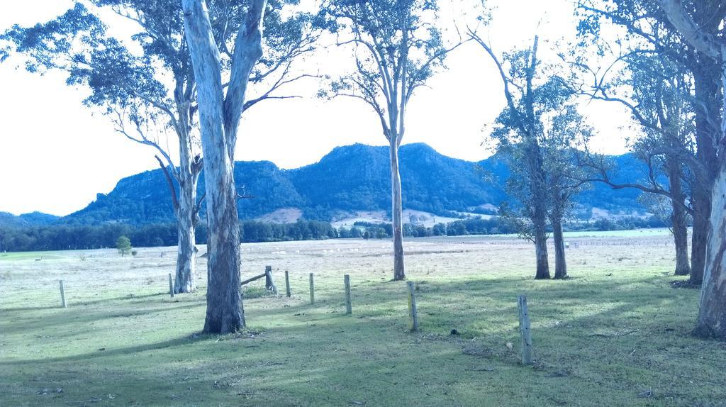 Gloucester Country Lodge Motel Buitenkant foto