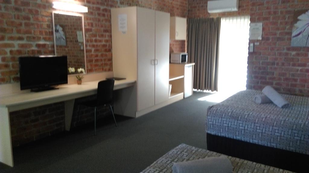 Gloucester Country Lodge Motel Buitenkant foto