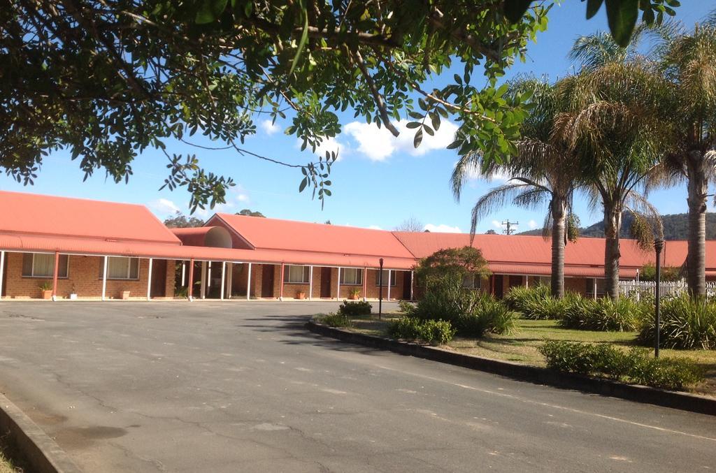 Gloucester Country Lodge Motel Buitenkant foto