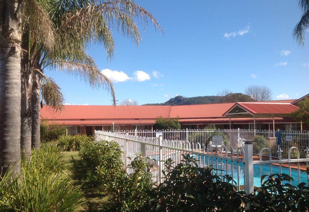 Gloucester Country Lodge Motel Buitenkant foto