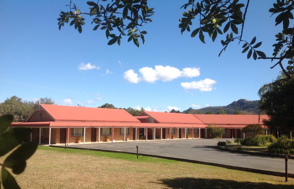 Gloucester Country Lodge Motel Buitenkant foto